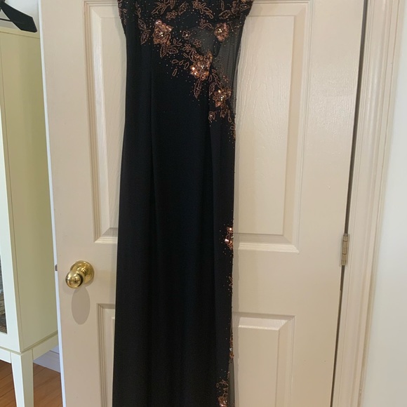 Formal Gown - Picture 1 of 3